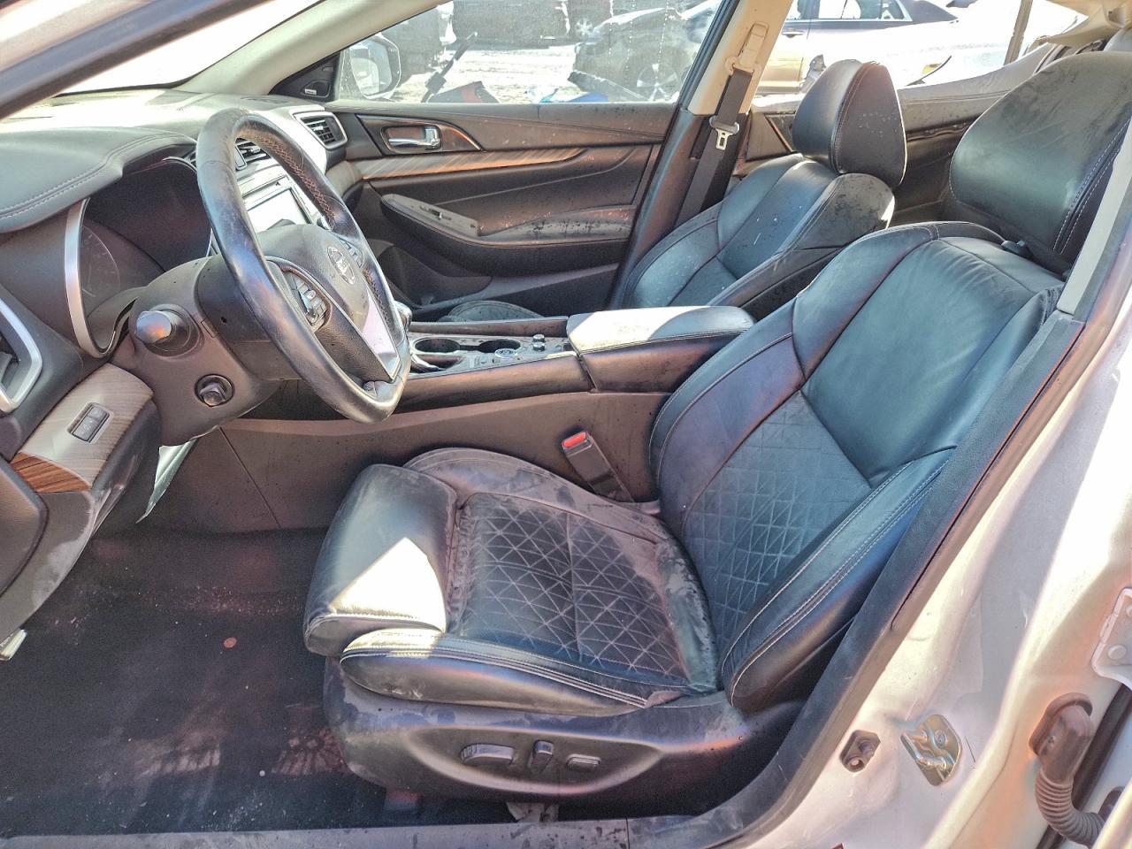 2017 Niss Maxima Platinum