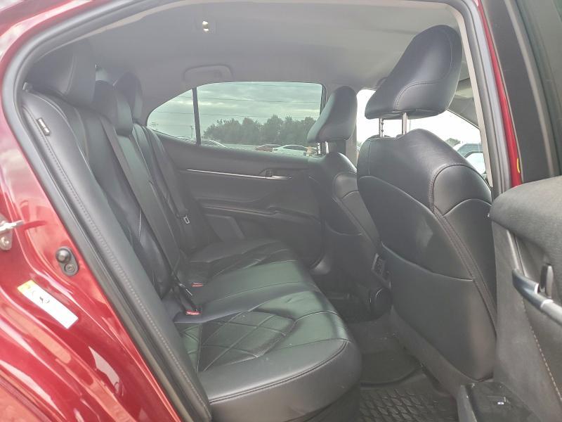 2018 Toyota Camry Hybrid