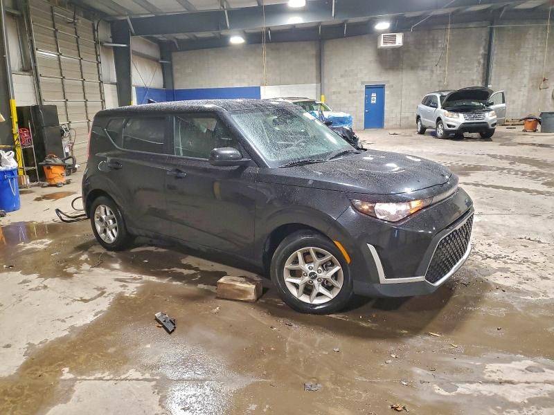 2025 KIA Soul lx
