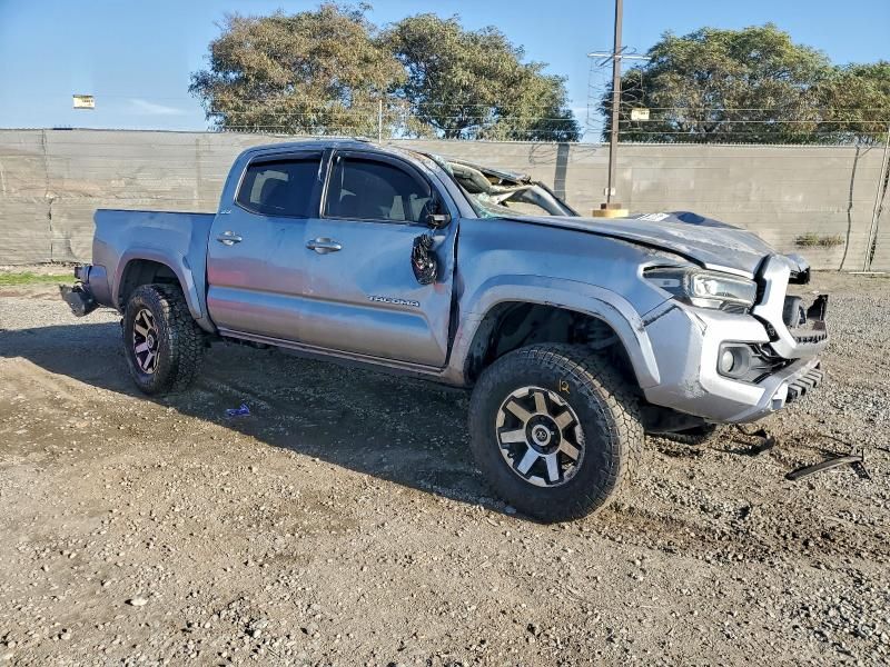 2017 Toyota Tacoma Double cab