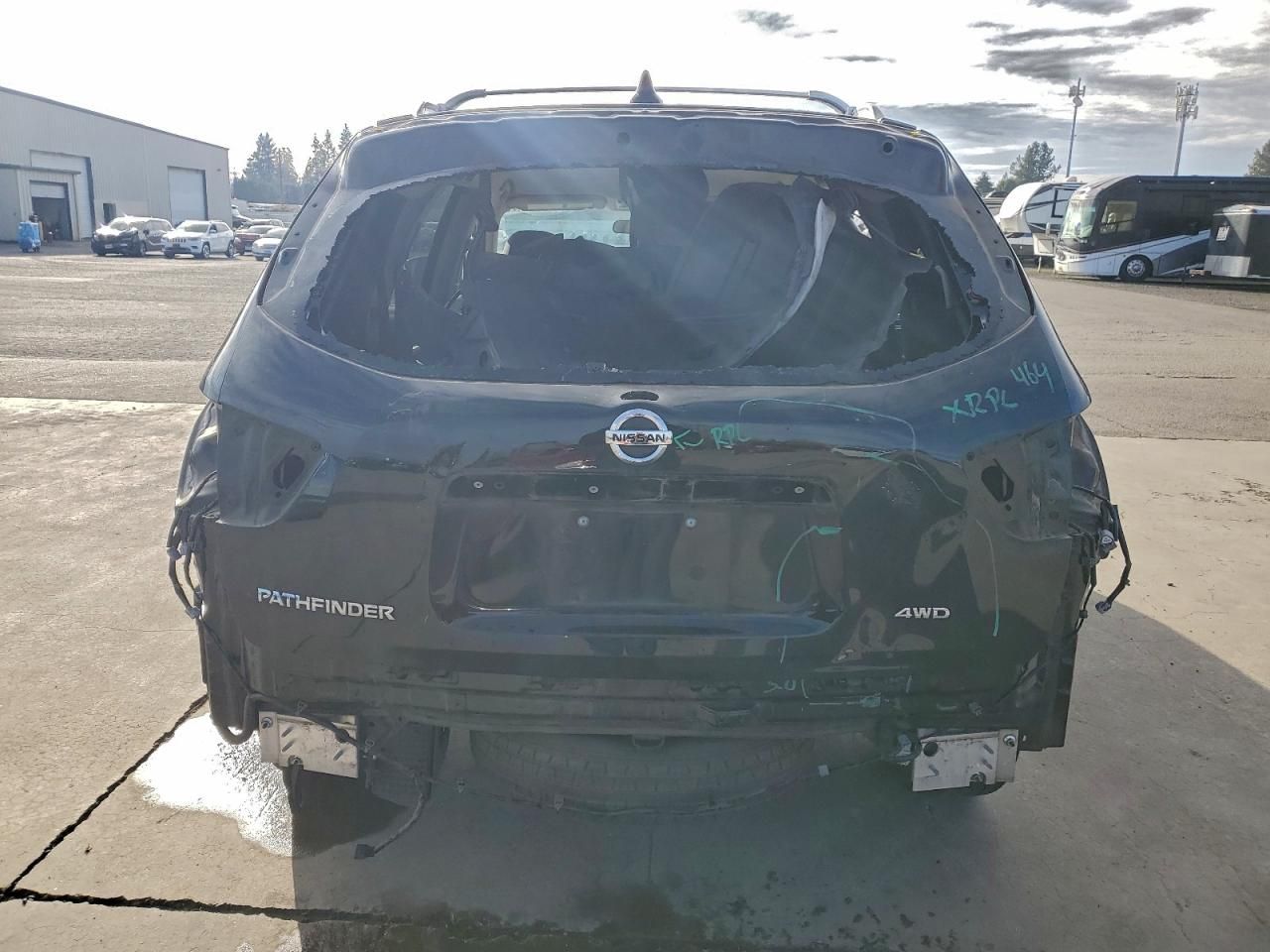 2020 Nissan Pathfinder s