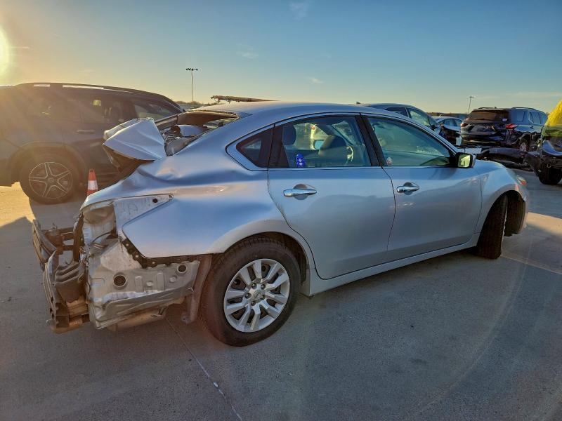 2018 Niss Altima 2.5 s