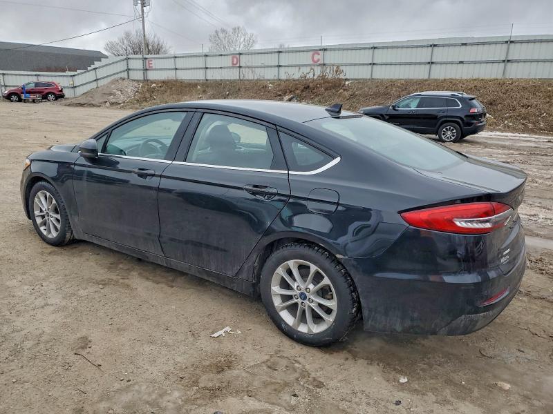 2020 Ford Fusion se