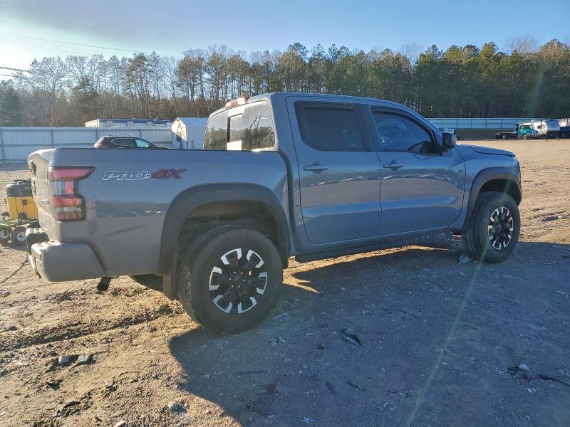 2023 Nissan Frontier s