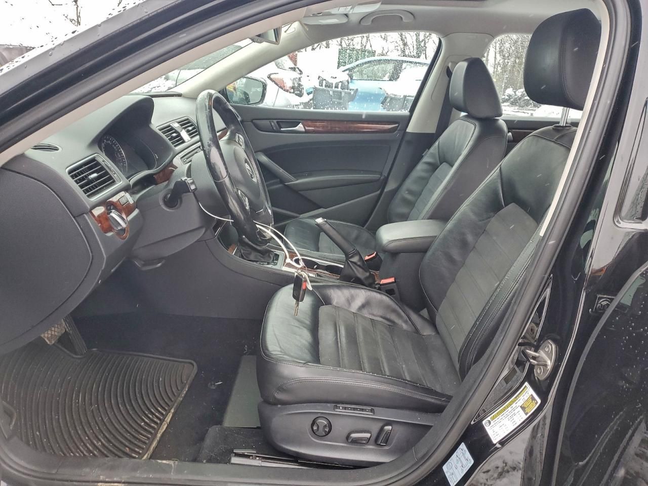 2013 Volkswagen Passat sel