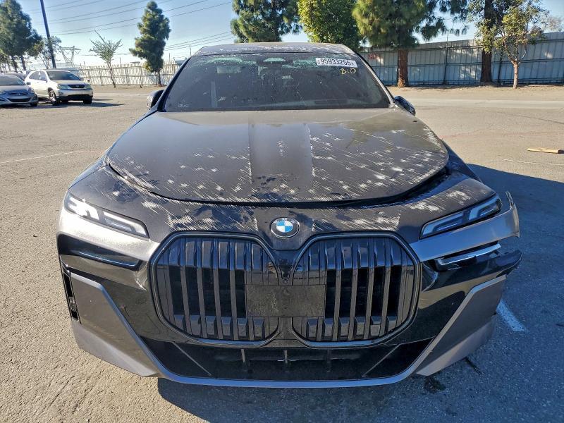 2024 BMW 740 i