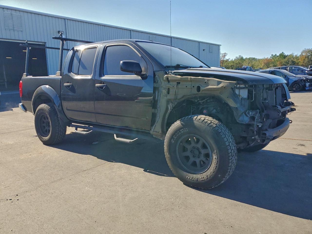2016 Nissan Frontier s