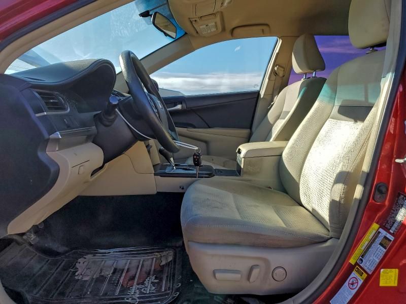 2014 Toyota Camry le