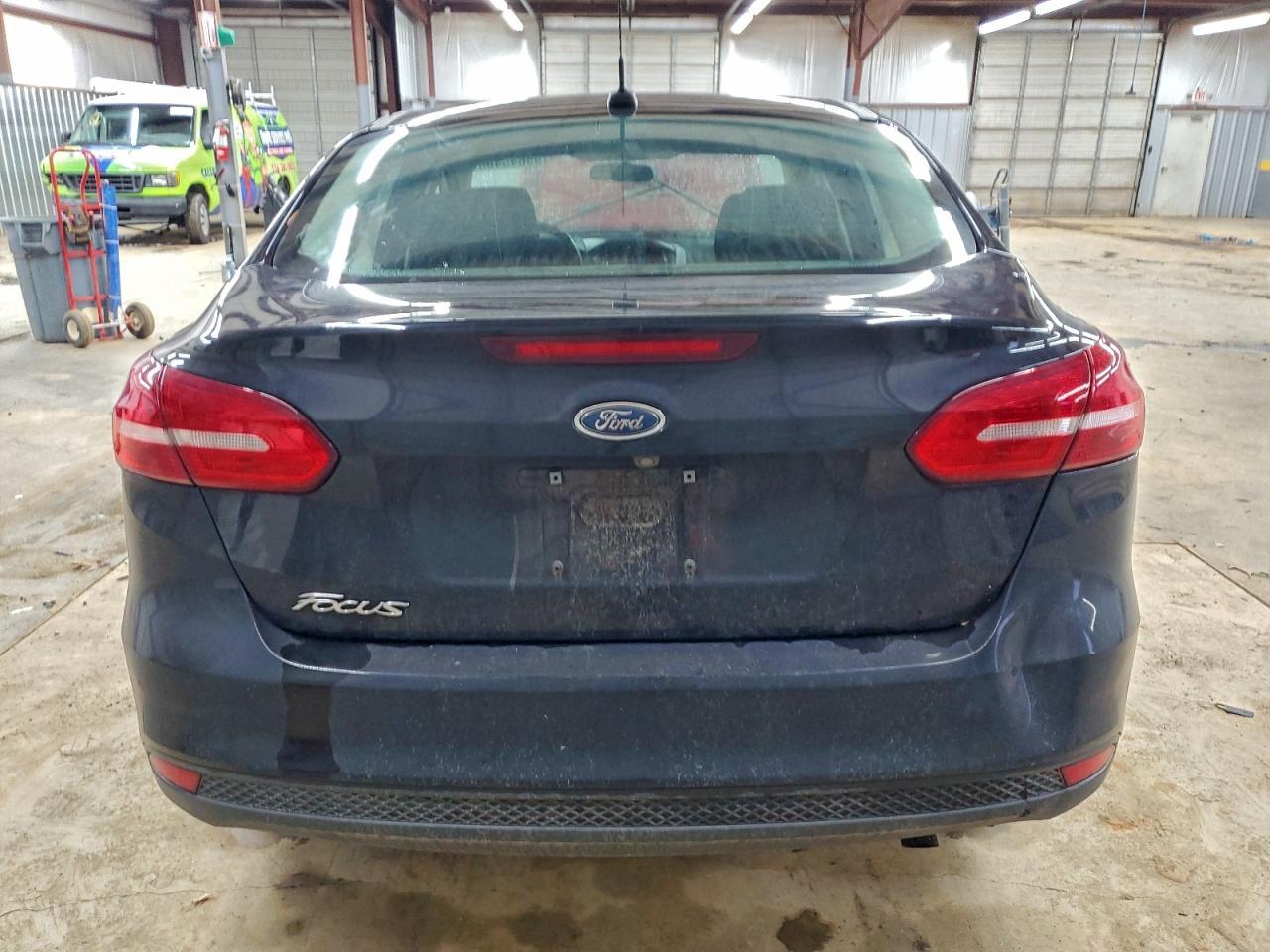 2018 Ford Focus s