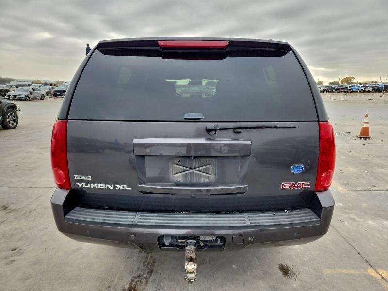2010 GMC Yukon xl C1500 slt