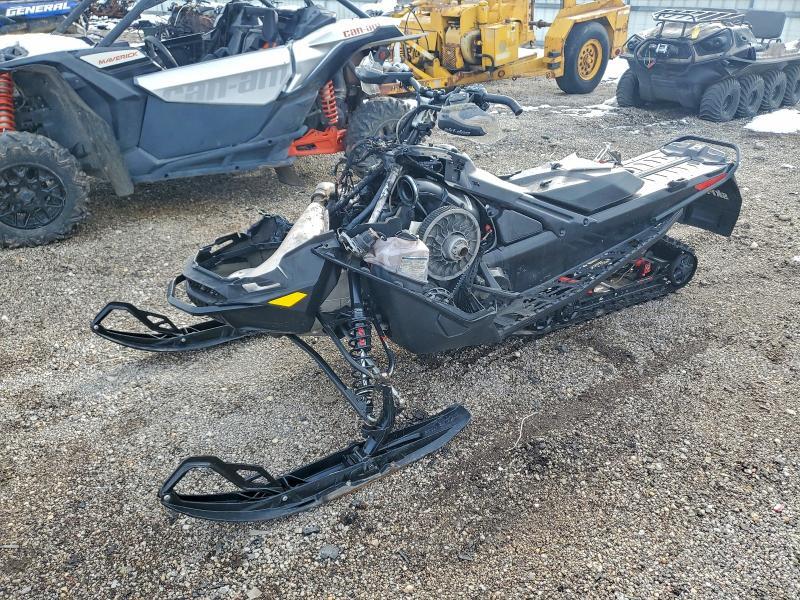 2021 Renegade 2021 SKI-DOO Snowmobile